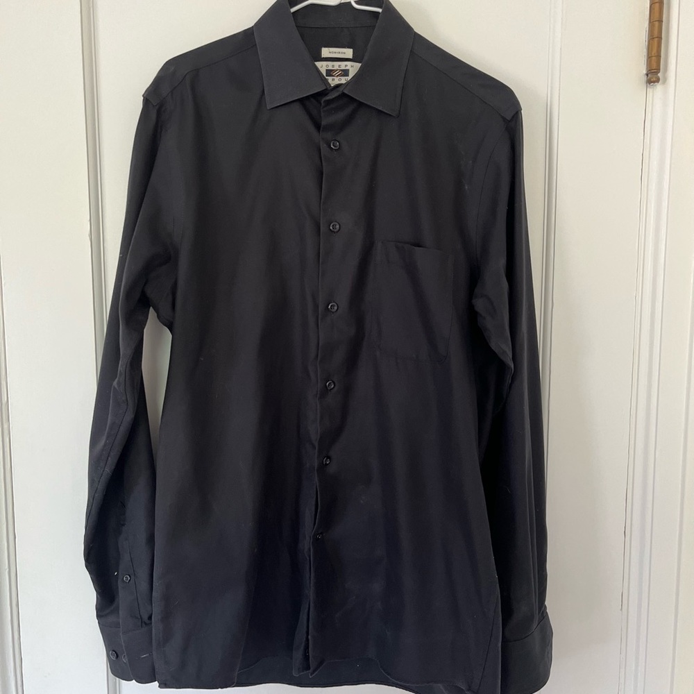 Black button up men’s